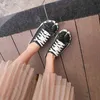 Scarpe eleganti Donna Split Toe Flat Canva Donna Lace Up Tabi Ninja Sneaker Paint Casual Ladie Vulcanized Round 220715