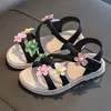 Sommar Little Girls Flower Simple Cute Pink Green Children Sandaler Toddler Baby Soft Casual School Girl Shoes 220607