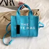 The Totes Bags Lady有名なデザイナークールな実用的な大規模プレーンクロスボディハンドバッグ