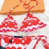 Bikini estivi Nuovo fondo Disegni di marca Costume da bagno da donna Marea alla moda Euramerican Vendi come torte calde Spiaggia all'aperto Due set Bikini sexy