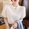 Kvinnors blusar skjortor Elegant Fashion Hook Flower Hollow Mesh Splice Lace Blue Woman 2022 Summer Office Lady Pendut All-Match Puff SLE