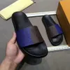 Herr- och kvinnors platt tofflor mode 3D bokstäver färgtryck bilder bredband tyg sandaler sommar sexiga strandskor badrum tofflor storlek 35-45