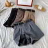 Hohe Taille, dünne Damen-Büro-Shorts, weites Bein, A-Linie, Anzug-Shorts, weiblicher koreanischer Stil, lässige kurze Hose mit Gürtel 220419