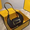 Classic Designers Cookie Shoulder Bag Luxury Womens Crescent Handbags Purses Mini Totes Leather Baguette Crossbody Handbag Ladt Tote 22ss