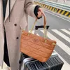 Cheap Purses Bags 80% Off large capacity tote Lingge fashion Single Messenger chain