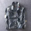 Модная уличная мужская куртка Retro Blue Destroy Ripped Denim Jacket Men Coat Tiger Embroidery Stripe Hip Hop Jean Jacket Hombre T200502