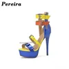 Pereira 혼합 컬러 버클 스트랩 플랫폼 샌들 여성 열린 발가락 사탕 컬러 신발 발 뒤꿈치 섹시한 여름 샌들 하이힐 신발 220516