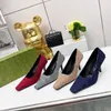 Kutu Patent Deri Ayakkabıları Mary Jane Pompaları Orta Mücevheli Topuk Elbise Ayakkabı Metalik Teknik Kumaş Sandals Kristaller Yüksek Topuklu Parti Düğün Kadın Sneaker