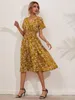Платья для вечеринок Желтые старинные цветочные принты Женские летние платье 2022 повседневная V-образным вырезом с коротким рукавом A-Line Chiffon Beach Midi Vestidos
