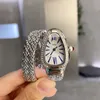 Lady Quartz Watch Snake Form einzigartige Kunststil Design Innenraum aus Gedächtnis Federmaterial Schmuck Zirkon Diamant Set mit Diamond Craft 23x34mm Abmessungen