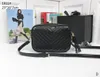 Lou Camera Torba w pikowanej skórze luksusowa torebka torebki mini torby projektant Tassel Pu Materiał na ramię Portfel telefon Torebka Klapa Moneta Monety