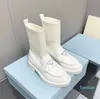 Scarpe in pelle oversize di design Stivali Lavorazione a maglia Stivale monolite alla caviglia di ispirazione militare Piattaforma da combattimento con fondo in nylon bouch