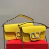 디자이너 가방 럭스 럭셔리 여성 어깨 가방 핸드백 기질 다목적 반짝이는 메신저 가방 편지 쇼핑 지갑 작은 사각형 패키지 좋은 좋은