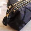 Frauenbeutel Modetaschen Kette Leder Schulter-Crossbody-Tasche klassische und komfortable Geldbeutel Lady Luxus Designer Kreis-Bags Mini-Formbags