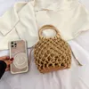 Kvällspåsar Små flätad dragkvinnor Handväska 2 PC Cutout Fashion Clutch med bambuhandtag Designer Trend Beach Handbagsevening Bagse