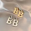 Dangle Kronleuchter hochwertiger Brief B Drop Ohrringe für Frauen Männer trendy elegante koreanische minimalistische Gold Silberfarbe Statement 7590266