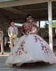 Fantastisk pärlkulklänning quinceanera klänningar v halsringning kristall prinsessor prom klänningar golvlängd blommor applicerad tyll söt 15 maskerad klänning 407