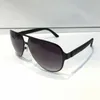 Solglasögon för kvinnor män sommar 2252 stil anti-ultraviolet retro platta full ramglas kommer slumpmässiga låda 2252s