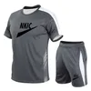 Männer Kleidung Set Trainingsanzug Sommer Kurzarm T-shirt Shorts Mode Männlichen Anzug Marke Casual 2 PCS Herren Sweatsuit Sportswear m-5XL