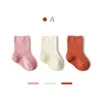 3 çift kız çocuk yürümeye başlayan çocuk kış giysileri aksesuarları saf renk pamuklu bebek çorapları sonbahar 220622 için