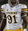 Nik1 NCAA Kolej Forması Wyoming Cowboys 25 Austin Conway 17 Josh Allen 22 Nico Evans 85 Tyree Mayfield 7 Trey Smith Özel Futbol Dikişli