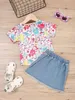T-shirt à imprimé floral pour toute-petite fille avec jupe en jean boutonnée à ourlet brut SHE