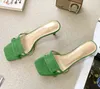 Storstor Sandaler 2022 Green Suede Square Head Thin Heel One-sidig Belt Sandaler Medium Heel Casual Sandals