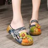 Zapatos de mujer de verano Plataforma plana Zapatilla de cuero genuino Hecho a mano Cubierta de flores Dedos Cómodos Mujeres Diapositivas Y200423