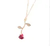 Pareja de moda regalos cadena de oro rojo estereoscópico Vertical flor colgante rosa collar para mujeres niñas regalo