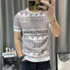 Koreańska szczupła koszula grubia w paski o szyjce z krótkim rękawem T-shirt Streetwear Knited Sweter Top Quality Male Tshirt Tshirt THIRT 220509