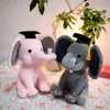 1pc 25cm lindos Doutor Doctor Elephant Plush Dolls de formatura recheada Baby Elephant Toys Soft for Ldren Girls Xmas Birthday Gift J220729