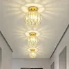 Lampy wiszące nowoczesne korytarz korytarza sufit światła żarówka LED Kryształowa lampa nordycka kreatywna jadalnia kawiarnia żyrandolak łóżko czarny/gol