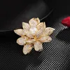 Dames broche strass bloemen pak broches voor vrouwen zirkoon dame pins vintage elegante volledige jurk pins zilveren gouden top pin mode