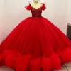 الفخار الأحمر الفاخرة كرات كرات الثوب Quinceanera الديكور الكريستال الريش الحلو 16 حفلة موسيقية Vestido de 15 Anos Lace-Up Prom Party Party Party