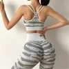 Tigre sem costura ginástica ginásio yoga conjunto montante calças scrunch scrunch à prova de pernilas esportes sutiã esportes trajes trajes 220330