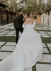 Plus storlek bohemisk wedding klänning 2022 från axeln organza berg land bröllopsklänningar rygglös puff ärm kvinnor brud klänning mottagning klänning robe de mariée
