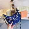 Ontwerper Een schoudertassen Dameshandtas Vintage metalen ketting Onderarmtas Crossbody Tas Half Maan Purse Pink Denim Loop Rou2727