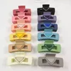 Luxury Geometric P Letter Frosting Clamps Women Square Triangle Hair Clips Large Hairpin Crab Solid Color Claw Clip For Girl Designer Accessories Perfect Gift