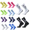 Sportsokken niet-slip ademende zomerloop katoen rubber lange voetbal sokken hoogwaardige mannen vrouwen 10 kleuren