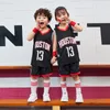 Fotbollsuniformer för barnpojkar och flickor barn Anpassade basketlag kostym Kläduppsättning TRAKSUT KORT SLEEVE JERSEY SHORTS 220714