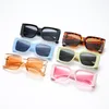 Zonnebrillen retro rechthoek voor vrouwen trendy klassiek dik vierkant frame UV400 -bescherming