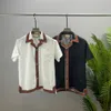 남성 티셔츠 라운드 넥 자수 및 프린트 폴라 스타일 여름 착용 스트리트 퓨어 코튼 w36