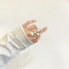 Golden Bhated Ring Moda Elegante Imitação de Imitação Ajustável Anéis Ajustáveis ​​para Mulheres Irregular Charm Anel Jóias De Casamento