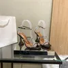 Fashion-Designer Sandals Senhoras Sandu Sandal Vidro de Sandália com Rhinestone Strap Heels Sapatos Square Toe Style Fashion Shoe