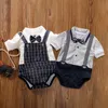 80 cm roupas de bebê cavalheiro onepiece onesie bebê verão crossborder manga curta novo triângulo macacão fábrica Whole5640191