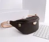 Designers Lyxiga Midjeväskor Cross Body Nyaste Handväska Famous Bumbag Mode Axelväska Brown Bum Fanny Pack