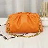 2022 bolsa de couro real feminina nuvem bolinho enrugado macio bolsa de ombro mensageiro bolsa de corrente grande designer de moda feminina