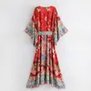 Vintage chic kvinnor röd blommig tryckt bat ärms strand bohemiska klänningar kimono damer v nacke rashes boho maxi klänning vestidos 220613