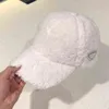 Bai Cheng Hip Hop Ball Caps for Mens Women Winter Designer Cashmere Baseball Cap Fashion Street Hat Failies ciepłe futrzane czapki Wysoka jakość