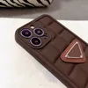 Ontwerpers iPhone hoesje chocolade schildpad draagketting 14pro max / 12 13 11 mobiele telefoon hoesjes volledig pakket X xsmax mannen en vrouwen 0U8D